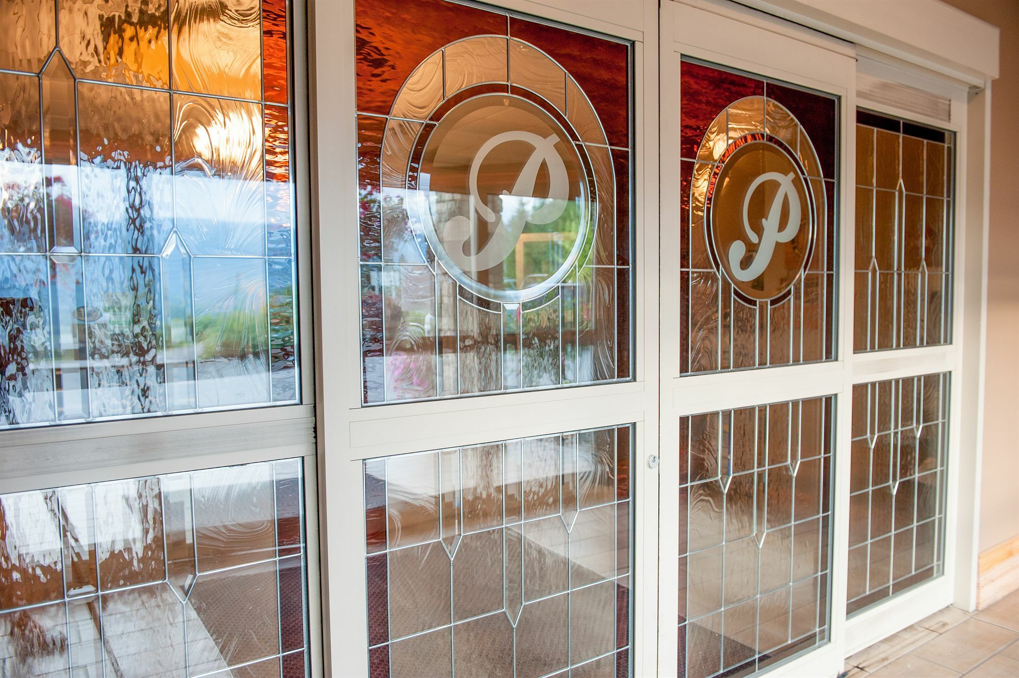 Hilltop Inn - Salmon Arm Buitenkant foto