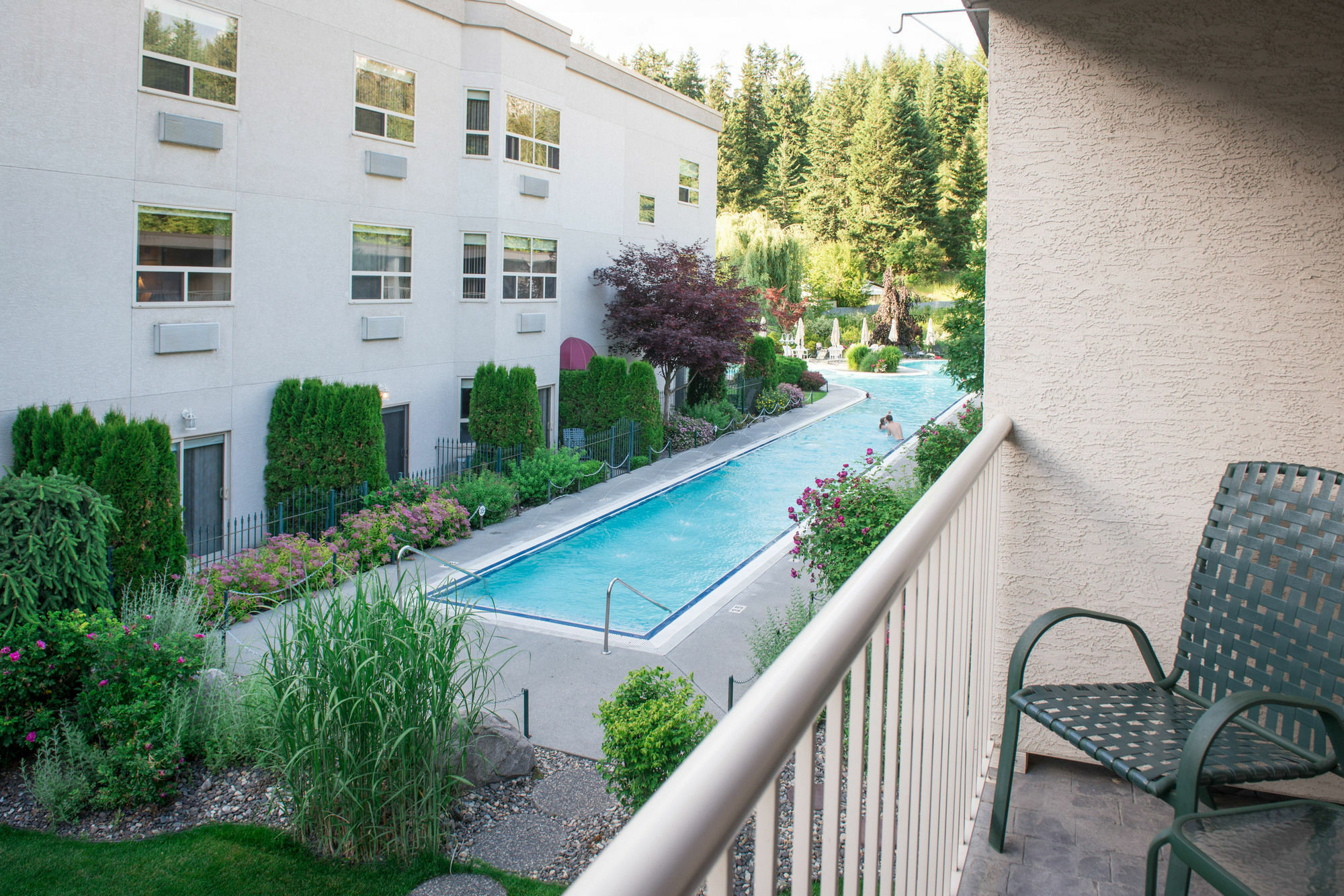 Hilltop Inn - Salmon Arm Buitenkant foto