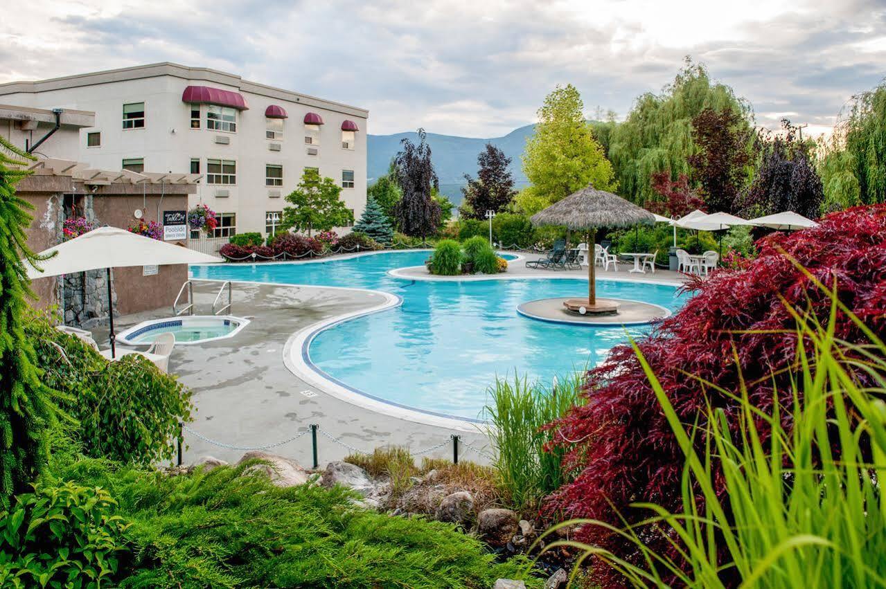 Hilltop Inn - Salmon Arm Buitenkant foto